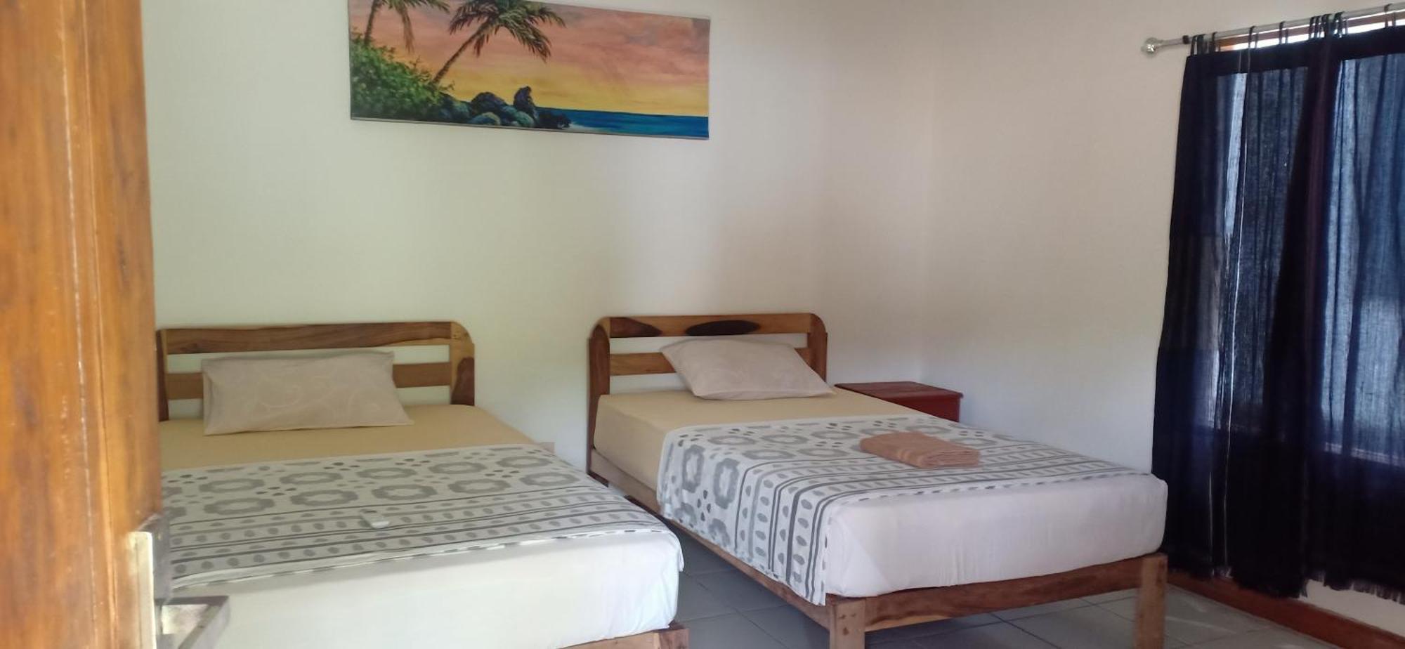 Dewi Garden Guesthouse Kuta  Экстерьер фото