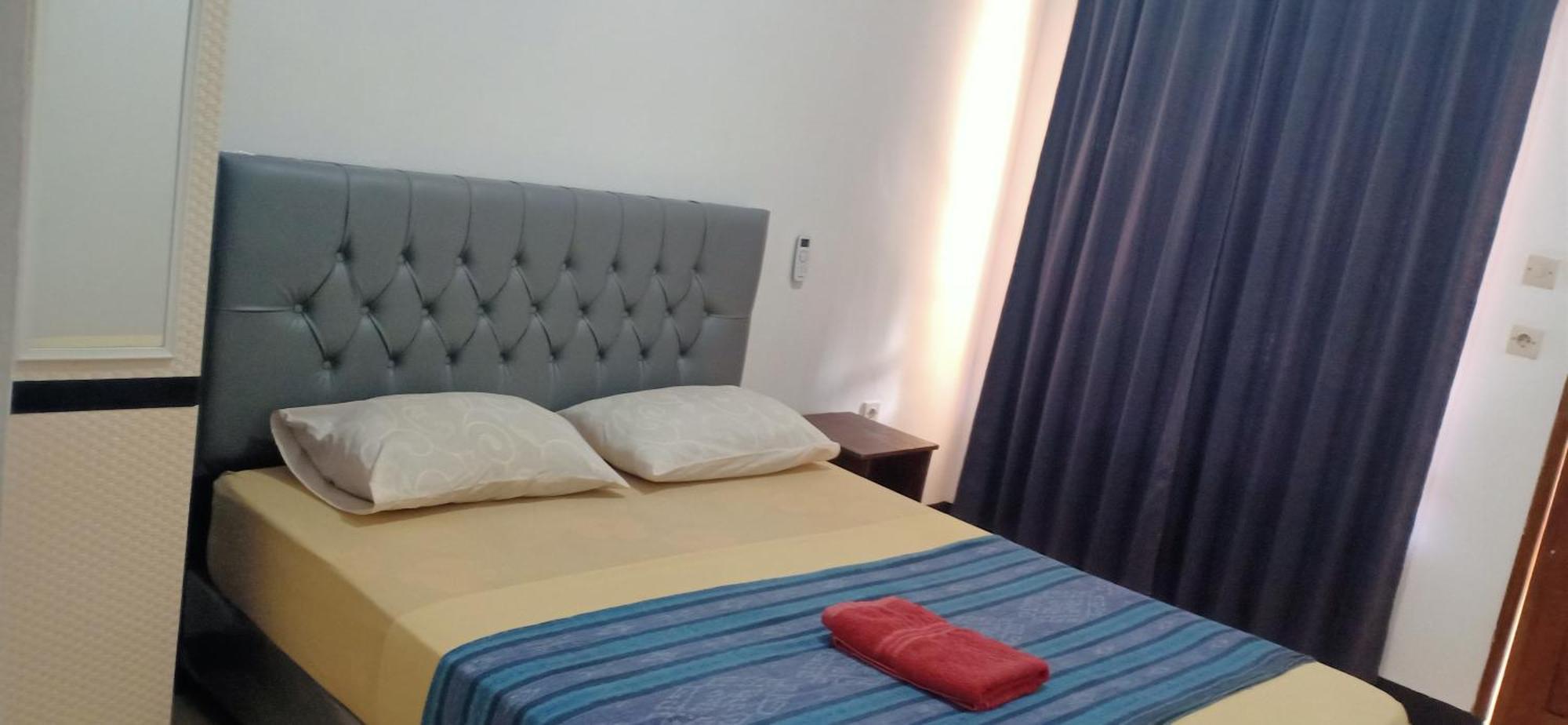 Dewi Garden Guesthouse Kuta  Экстерьер фото