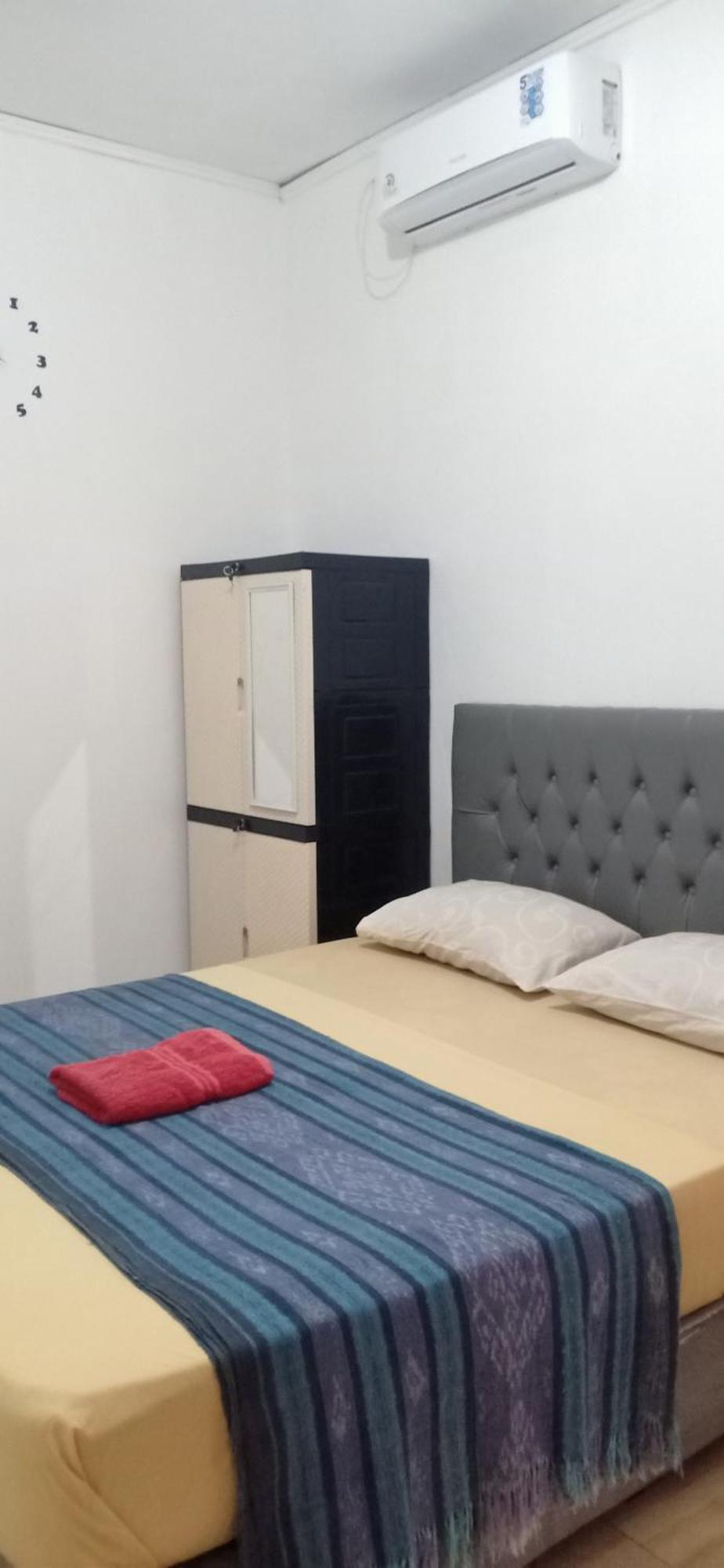 Dewi Garden Guesthouse Kuta  Экстерьер фото